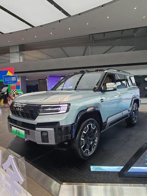 广州46比亚迪方程豹硬派越野的爆款，英菲尼迪35周年与你共成长